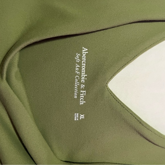 Abercrombie & Fitch Tops - V Neck Bodysuit